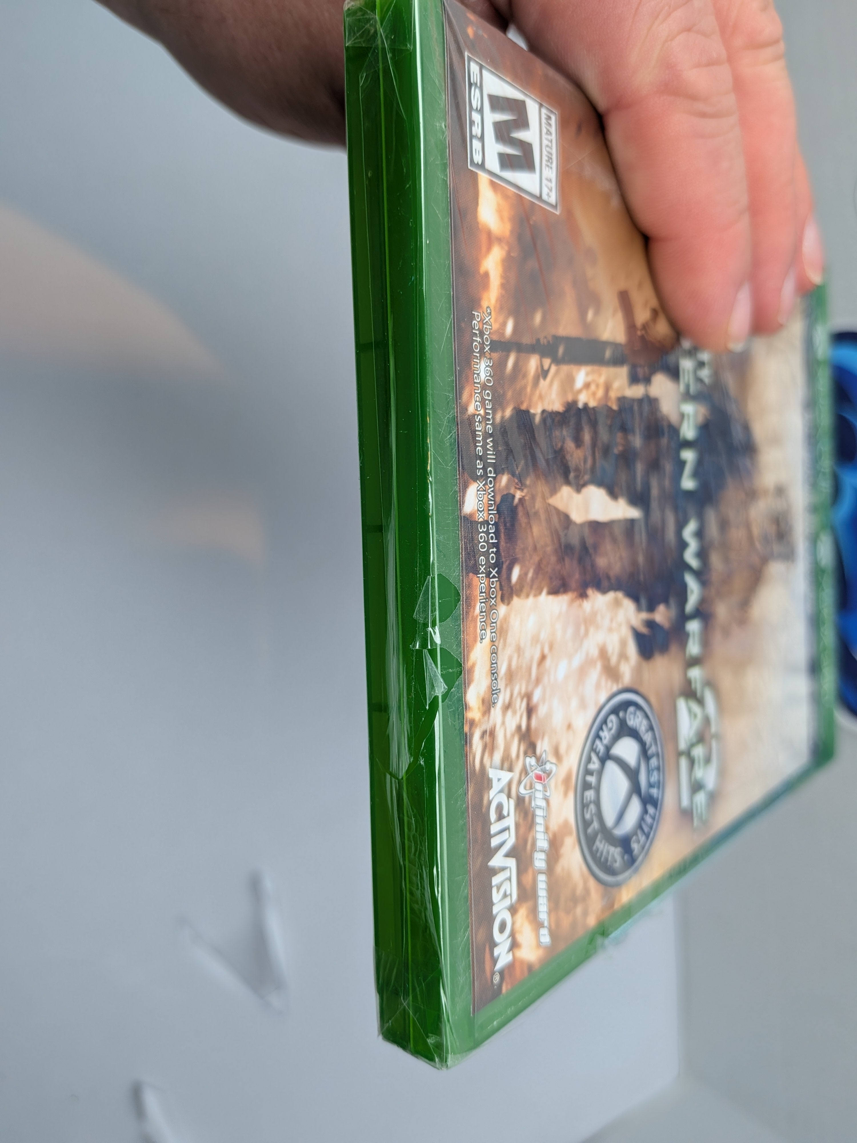 Call of Duty: Modern Warfare 2 - NTSC - [Xbox 360 and Xbox One] - Sealed