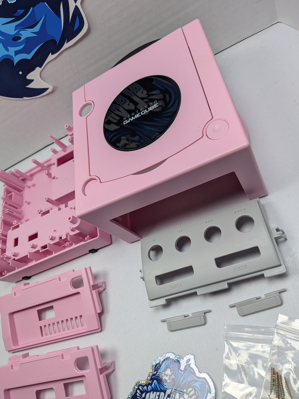 Nintendo GameCube Replacement Shell - Pink