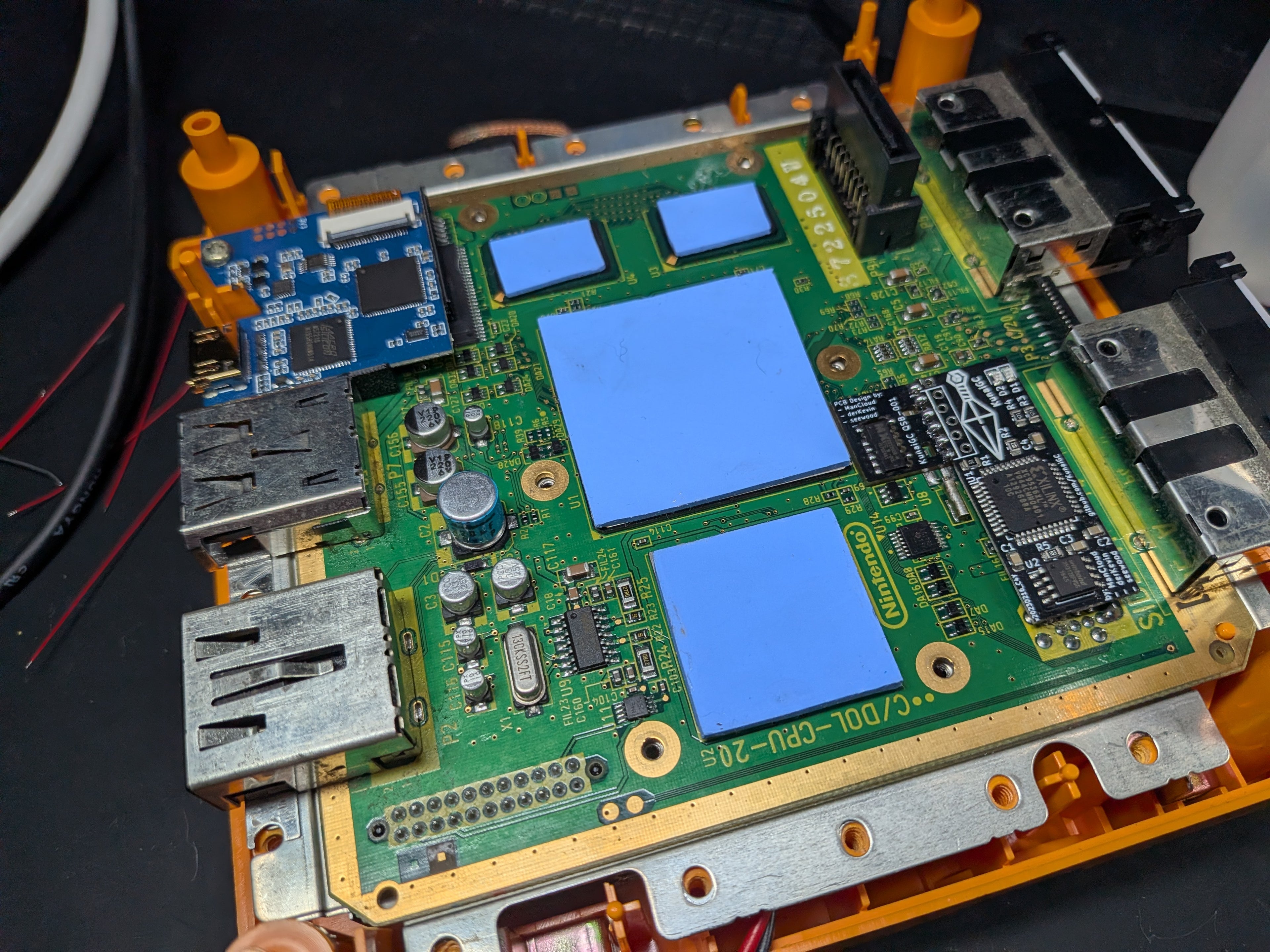 Nintendo Gamecube + GB Player - Spice / Orange - HDMI + Fan Mod + KunaiGC IPL + Drive Delete + RGB LEDs (Copy)